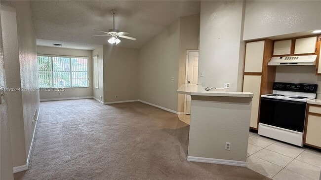 3470 Pinewalk Dr N in Margate, FL - Building Photo - Building Photo