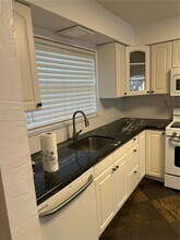 2159 NE 122nd St in North Miami, FL - Building Photo - Building Photo