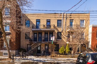 2157-5167 Laurier Av E in Montréal, QC - Building Photo