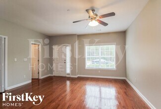 10140 Benton Woods Dr in Covington, GA - Building Photo - Building Photo