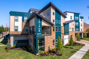 Jaipur Lofts in Dallas, TX - Building Photo
