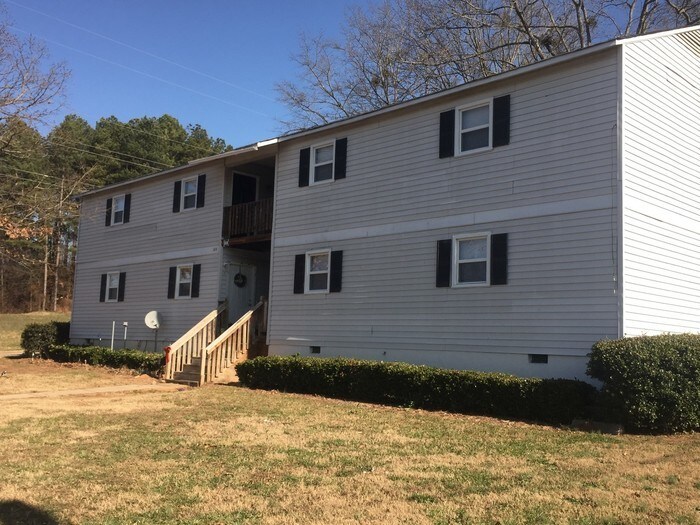 103 E Terrace Dr in Easley, SC - Building Photo