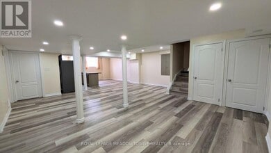 120 Morden Dr in Shelburne, ON - Building Photo - Building Photo