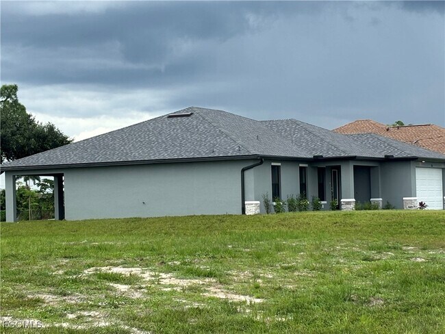 226 NW 19th Pl in Cape Coral, FL - Building Photo - Building Photo