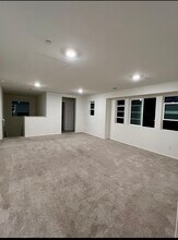 4426 Jade Ct in Lancaster, CA - Building Photo - Building Photo