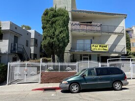 1941 Wilcox Ave, Unit 12 in Los Angeles, CA - Building Photo