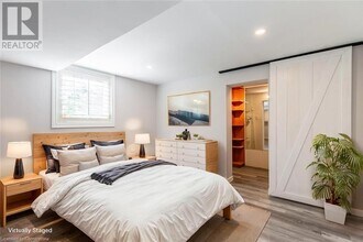 927 Teal Dr in Burlington, ON - Building Photo - Building Photo