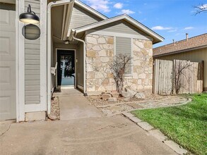 5906 Jacob Glen in Austin, TX - Building Photo - Building Photo