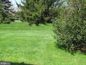 8 Coventry Ct in Blue Bell, PA - Building Photo - Building Photo