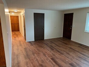 1670 Best Ln in Eugene, OR - Building Photo - Building Photo