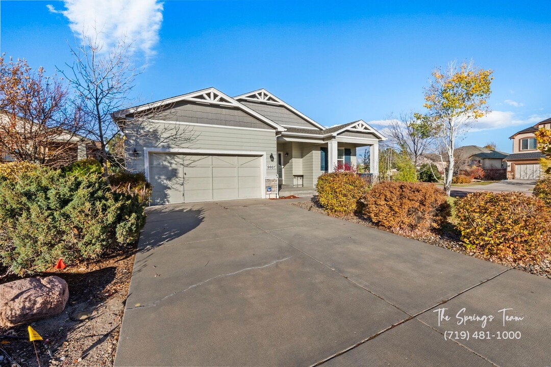 9607 Snowberry Cir in Colorado Springs, CO - Foto de edificio