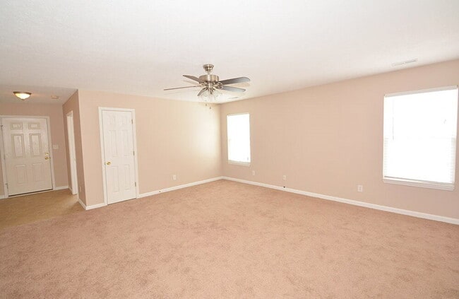 1334 Fall Ridge Dr in Brownsburg, IN - Building Photo - Building Photo