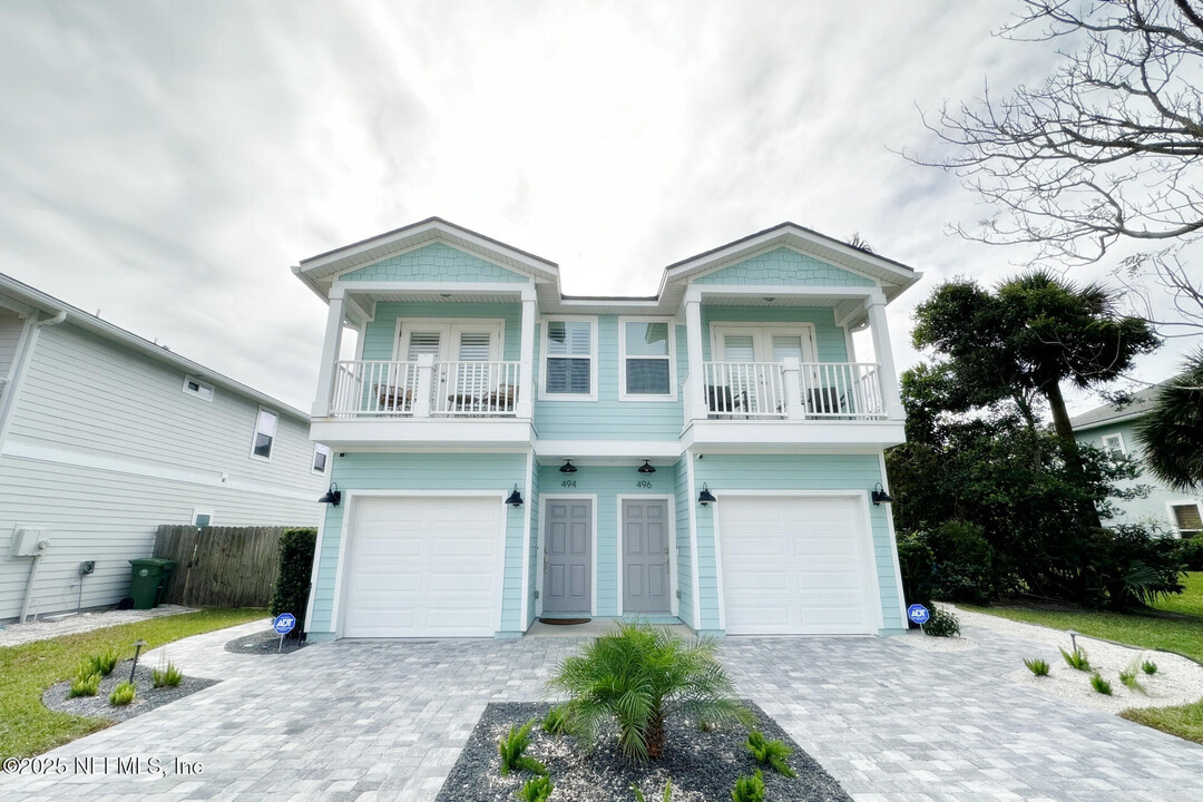 494 11th Ave S in Jacksonville Beach, FL - Building Photo