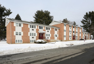 Presidential Apartments in Amherst, MA - Building Photo