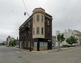 222 5th St in Racine, WI - Building Photo