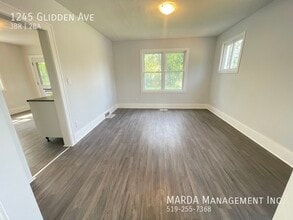 1245 Glidden Ave in Windsor, ON - Building Photo - Building Photo