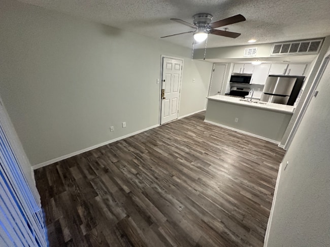 3707 McNeil St in Dallas, TX - Building Photo - Building Photo