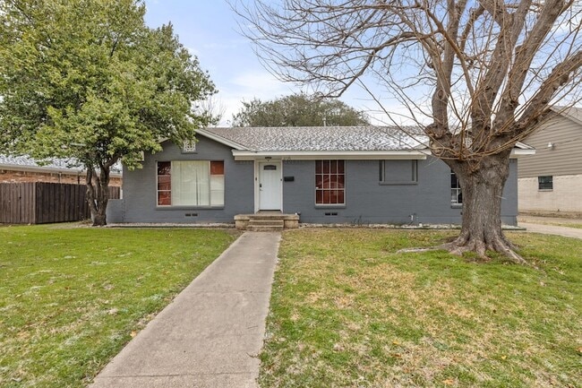 property at 2726 Blanton St