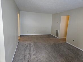 3151 ROESCH BLVD, Unit #3 in Fairfield, OH - Building Photo - Building Photo