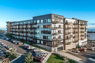 Vue at BlueStone in Duluth, MN - Building Photo