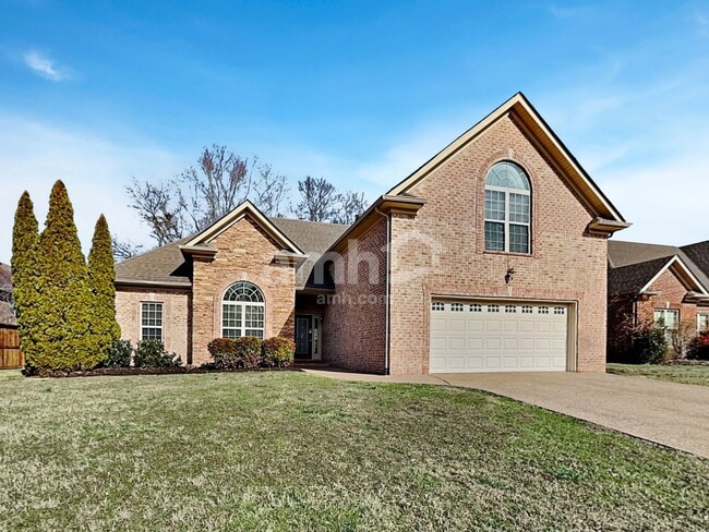 642 Smoky Mountains Dr