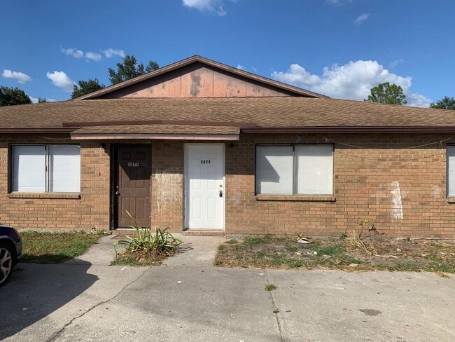 property at 3873 Janeen Cir