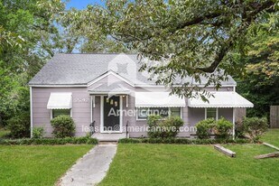 2742 Alta Vista Ave in Macon, GA - Building Photo