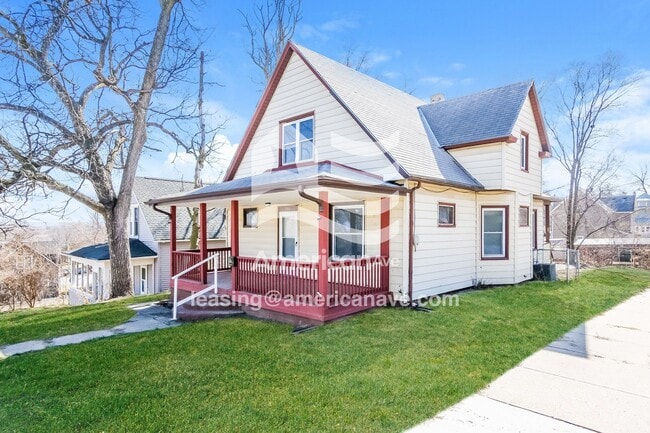 3019 Corby St in Omaha, NE - Building Photo - Building Photo