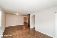 10533 Loyola Dr N in Jacksonville, FL - Building Photo - Building Photo