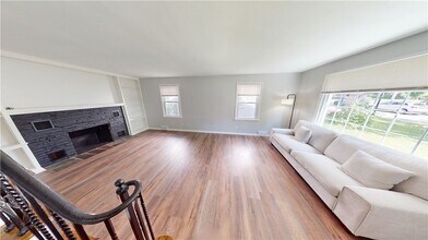 20 Irvington Rd in Rochester, NY - Building Photo - Building Photo