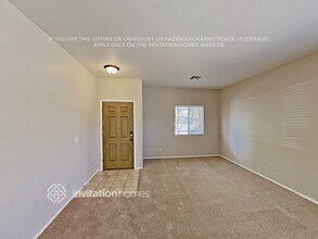 3658 W Eastman Ct in New River, AZ - Building Photo - Building Photo