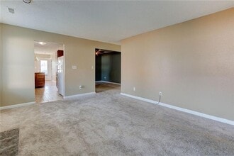 15584 Dusty Trail in Noblesville, IN - Building Photo - Building Photo