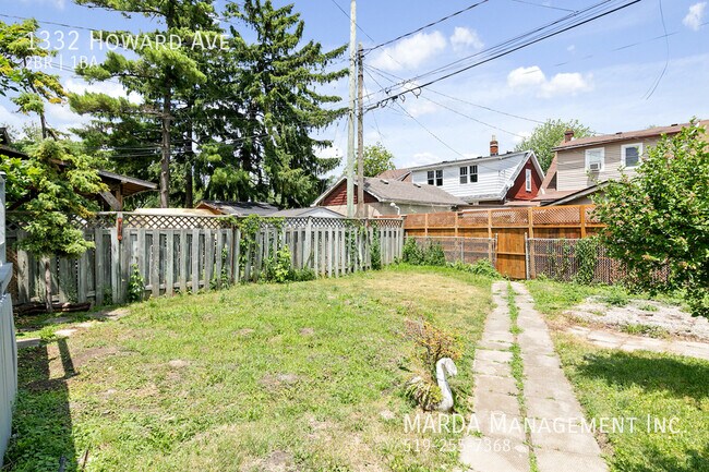 1332 Howard Ave in Windsor, ON - Building Photo - Building Photo