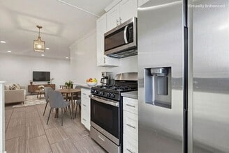 6065 Pickford Pl in Los Angeles, CA - Building Photo - Building Photo