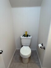 1523 N Strada Way in Clovis, CA - Building Photo - Building Photo