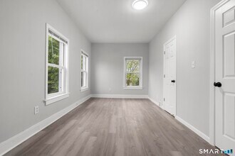 20 Waverly St in New Haven, CT - Building Photo - Building Photo