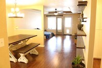 436 Crystal Dr photo'