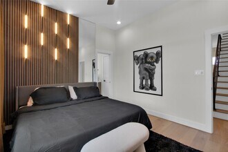 5907 Winsome Ln in Houston, TX - Building Photo - Building Photo