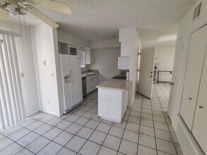 5905 Sun County Blvd in Tucson, AZ - Building Photo - Building Photo