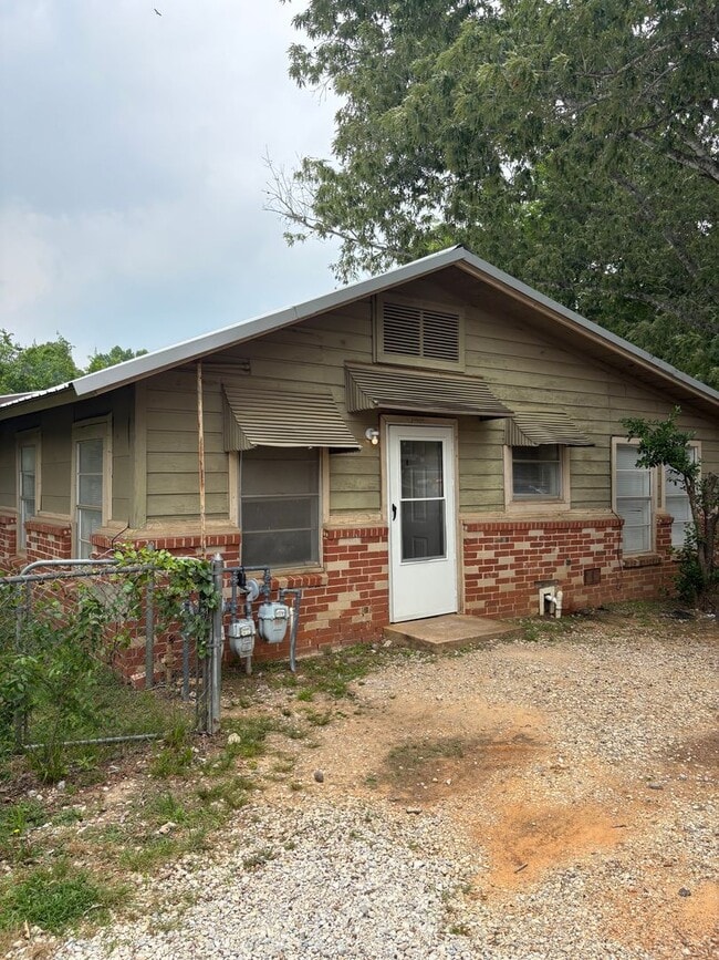 property at 12547 Chapman Rd
