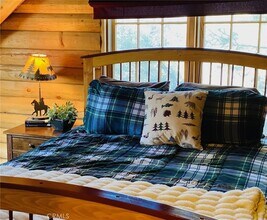 1709 Bernina Dr in Pine Mountain Club, CA - Foto de edificio - Building Photo