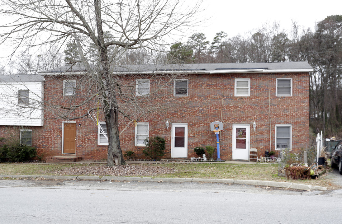 Charlestown in Easley, SC - Building Photo