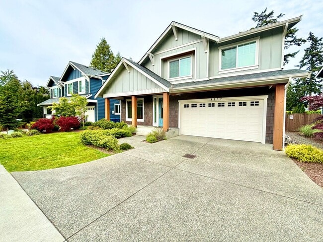 8157 SE 24th St in Mercer Island, WA - Building Photo - Building Photo