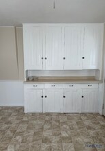 144-146-146 Madison St in Oriskany Falls, NY - Building Photo - Building Photo