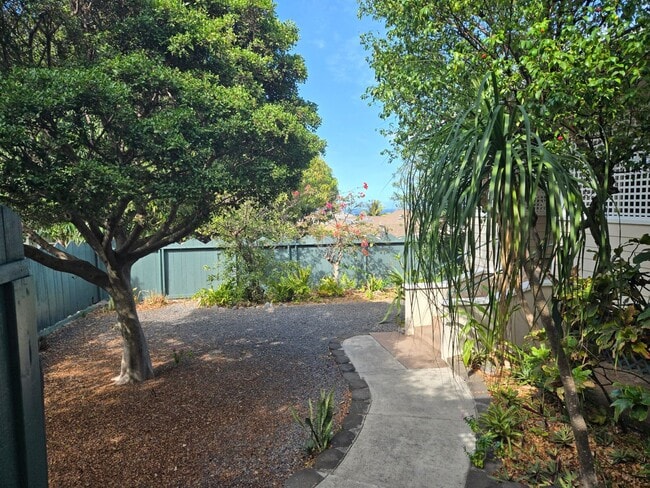 272 Halenani Dr in Wailuku, HI - Building Photo - Building Photo