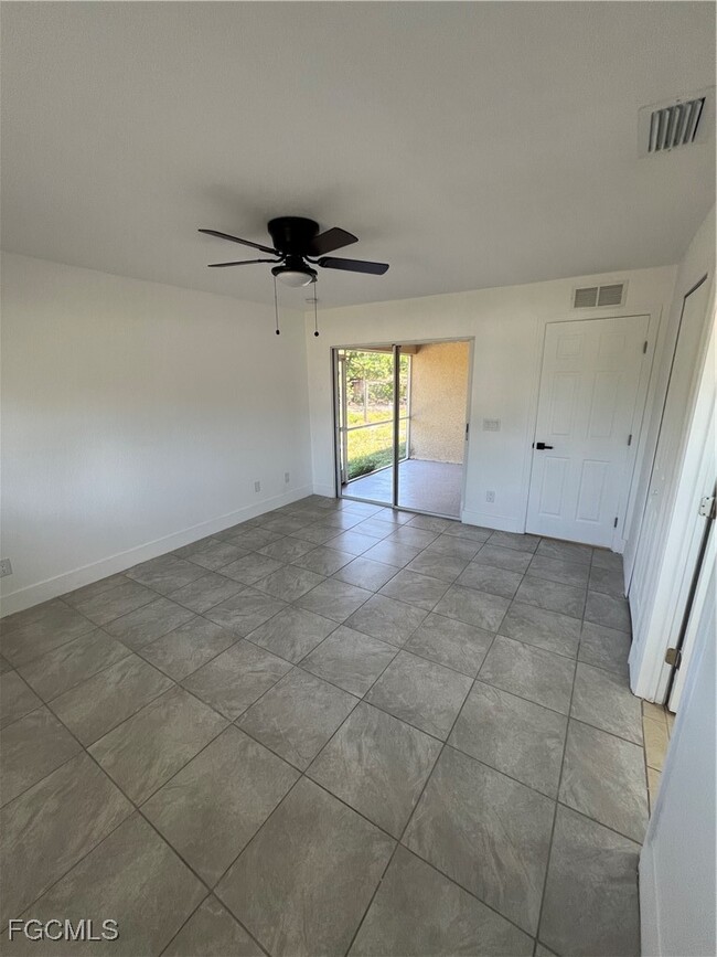 property at 1414 W 12th St