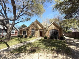12810 Apple Forest Trail in Houston, TX - Building Photo