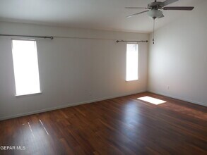 4925 Copper Ranch Ave in El Paso, TX - Building Photo - Building Photo