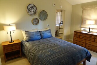 2620 Tallant Rd, Unit Guest House in Santa Barbara, CA - Foto de edificio - Building Photo