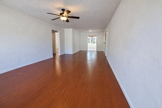 811 N B St in Lake Worth Beach, FL - Building Photo - Building Photo